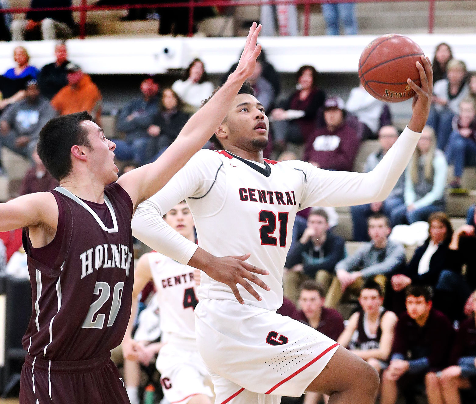 La Crosse Central vs. Holmen